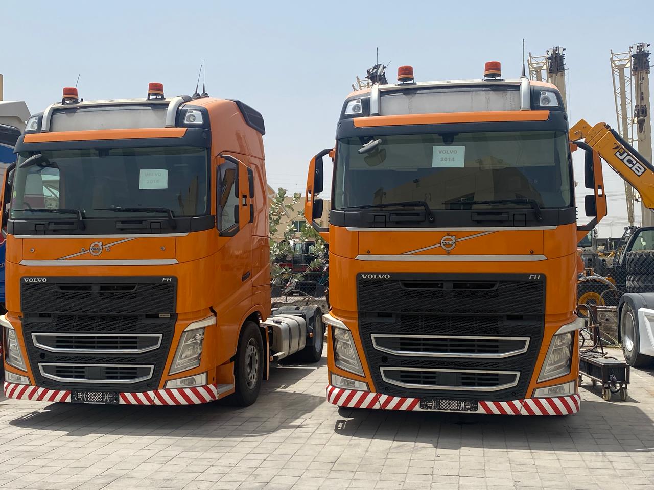 Pair of Volvo FH tractor units